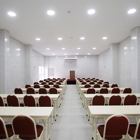 Hotel Confiance Barigui Curitiba Kültér fotó