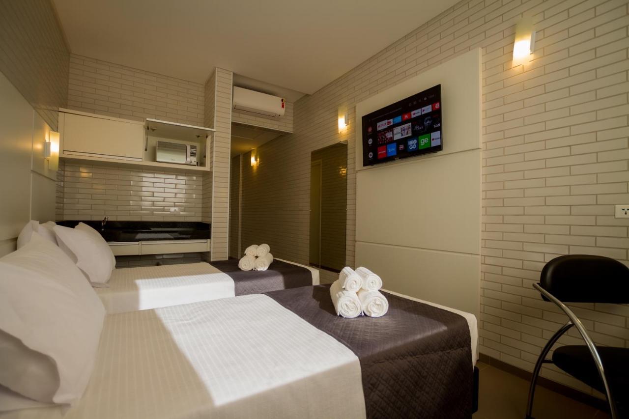 Hotel Confiance Barigui Curitiba Kültér fotó